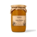 Honig-mit-Bienenpollen-im-großen-Glas