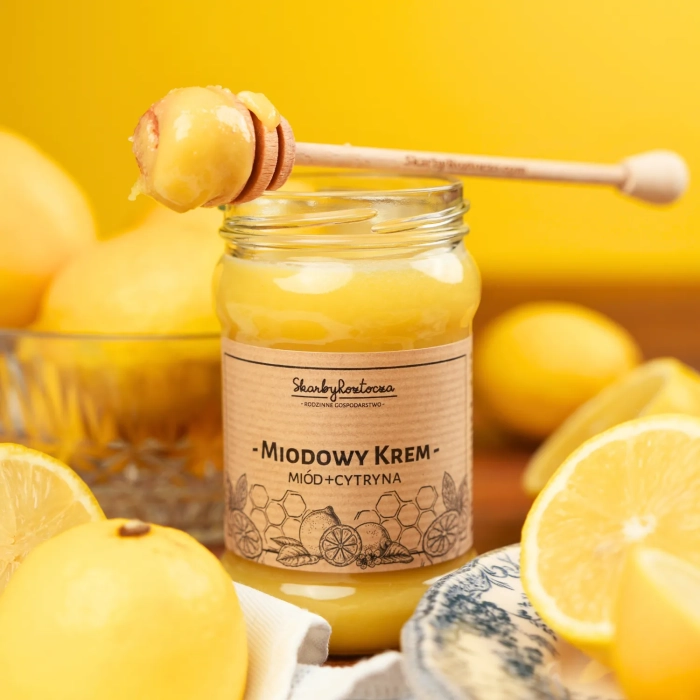 miod-z-cytyna-370g-skarby-roztocza-konsystencja-nabierak.webp.webp