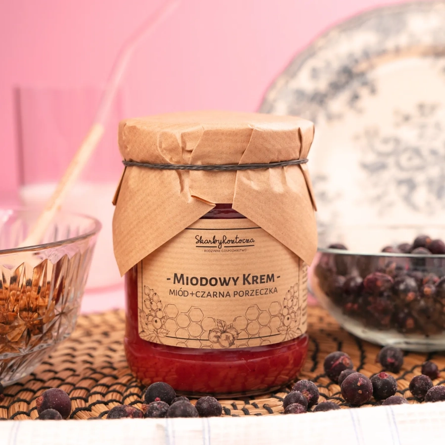 miod-z-czarna-porzeczka-sredni-sloik-skarby-roztocza-produktowe-kwadrat-front.webp