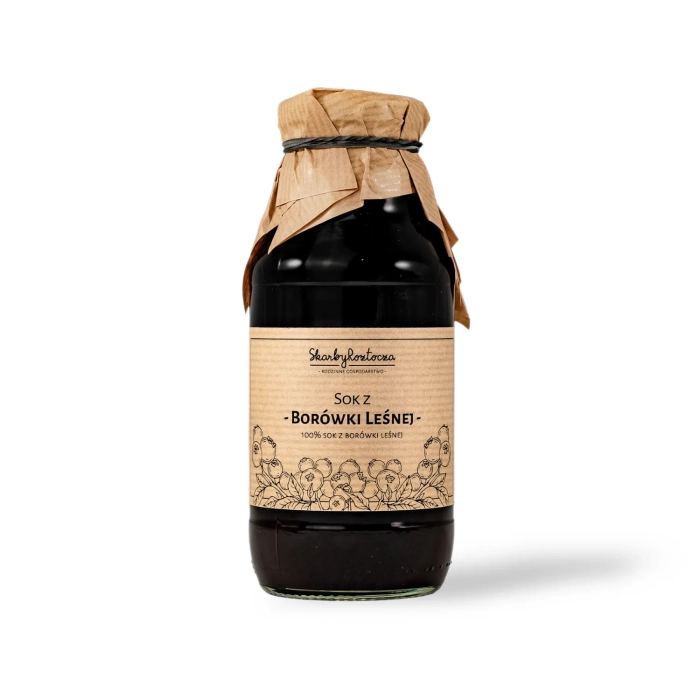 Waldheidelbeersaft Skarby Roztocza 100% weißer Hintergrund