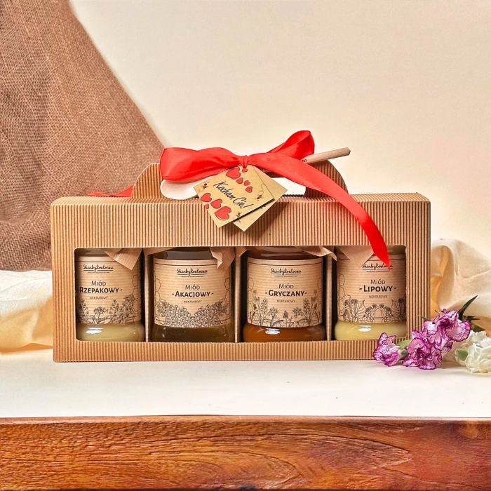 traditional gift set cardboard box window 4 honeys spoon skarby roztocza product square wishes gift bow red ribbon