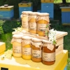 zestaw-roznych-miodow-7-duzych-sloikow-produktowe-ul.webp