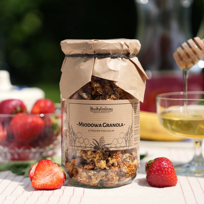 treasures of roztocze granola with pollen square front product