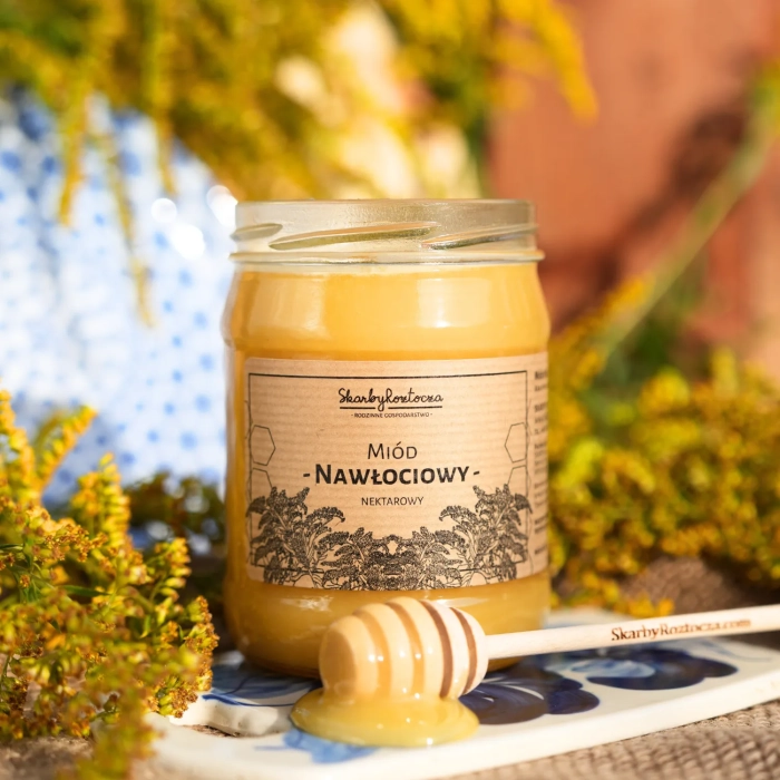 miod-nawlociowy-650g-skarby-roztocza-nabierak-konsystencja.webp