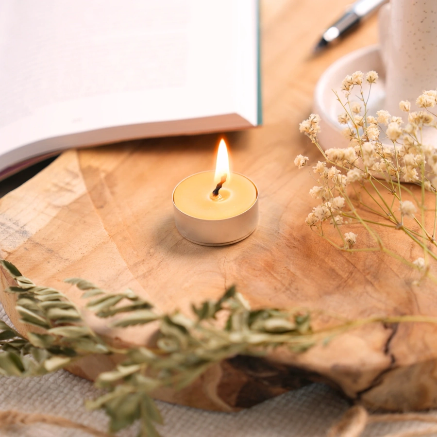 beeswax tea light
