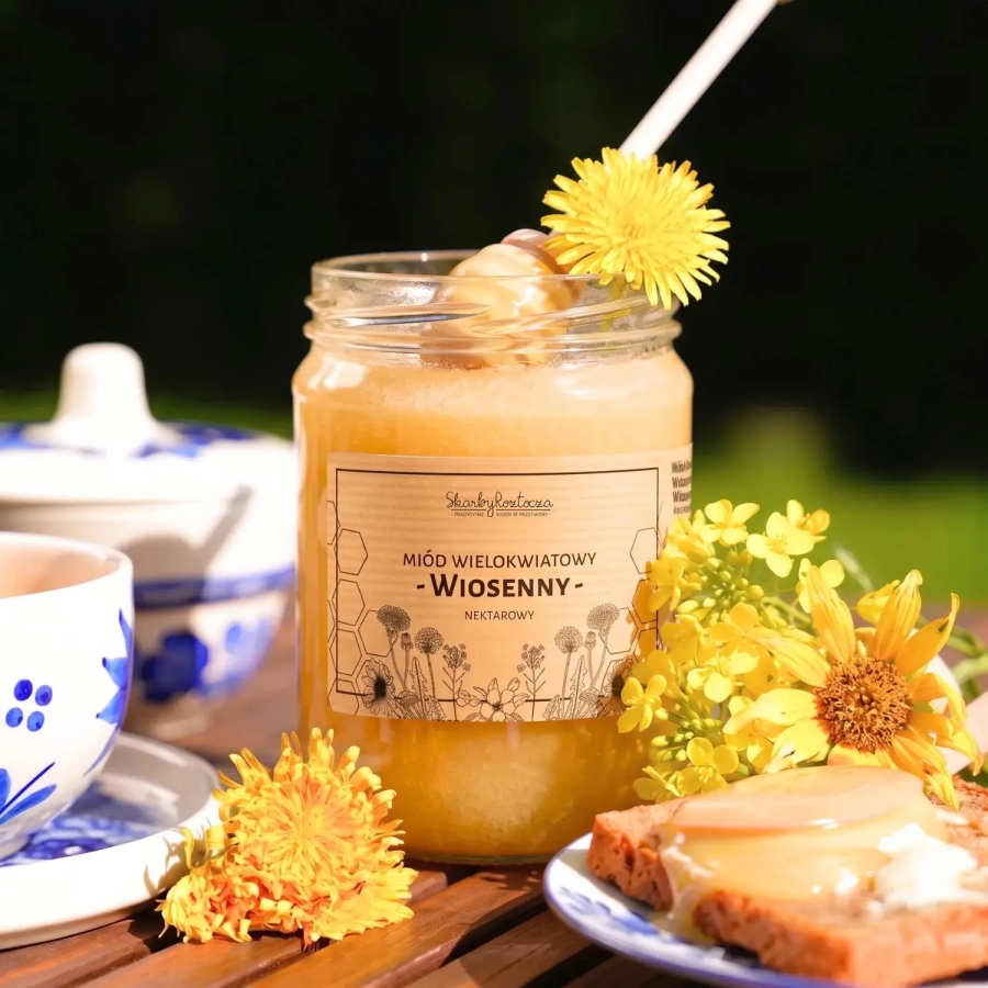 miod-wiosenny-skarby-roztocza-miody-sredni.webp