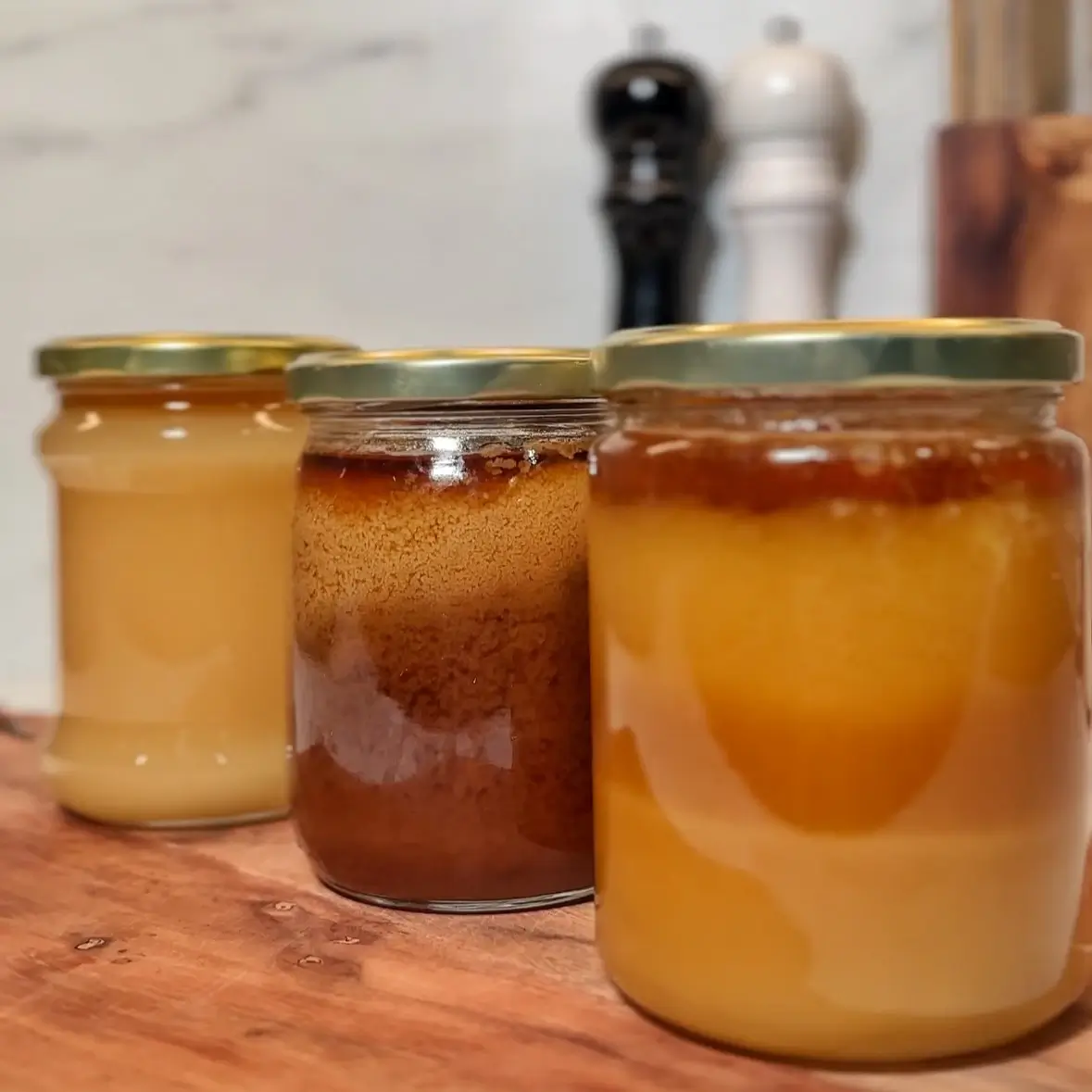 dlaczego-miod-sie-rozwarstwia